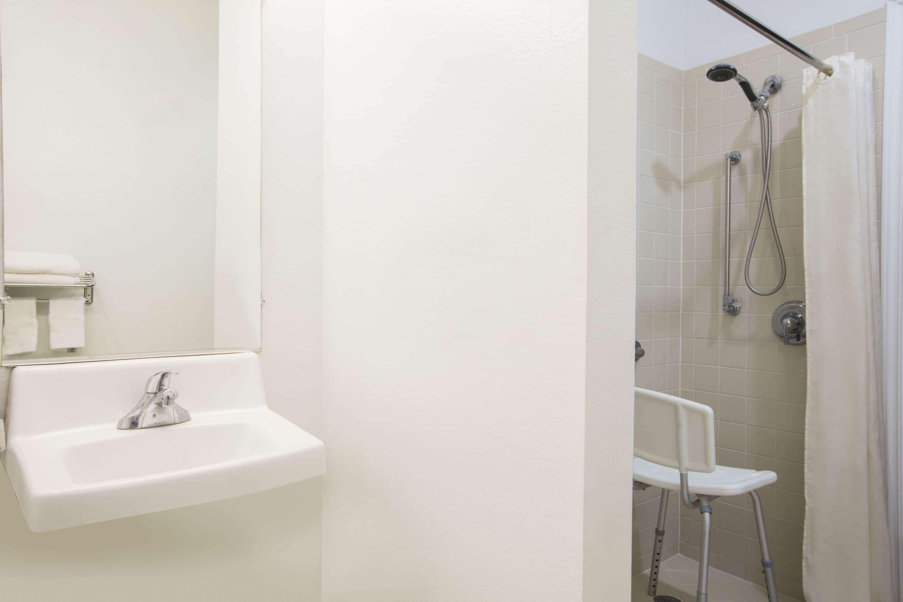 Microtel Inn & Suites By Wyndham Garland/Dallas Eksteriør billede
